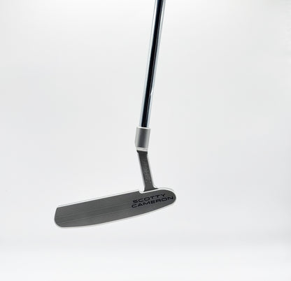 SCOTTY CAMERON “NEWPORT” PUTTER – 35” (NUEVO)