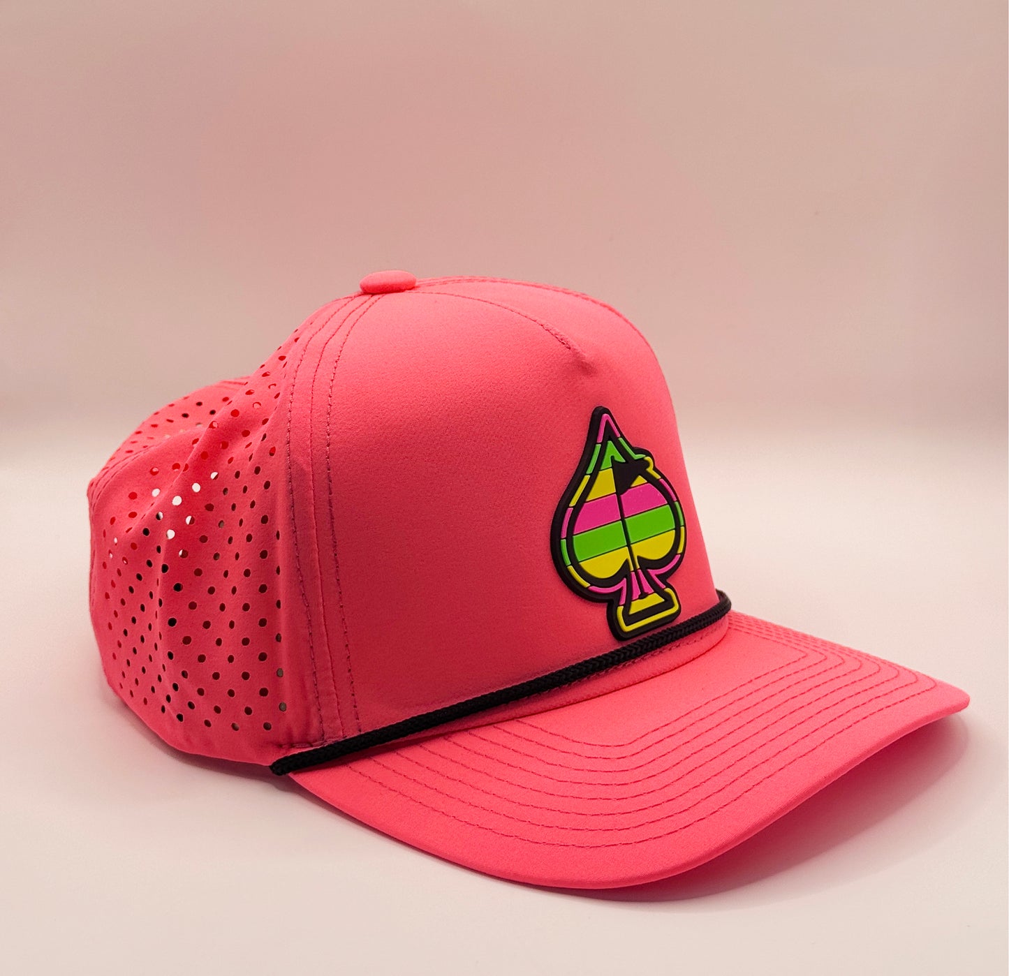 PINS & ACES – PERFORATED ROPE HAT