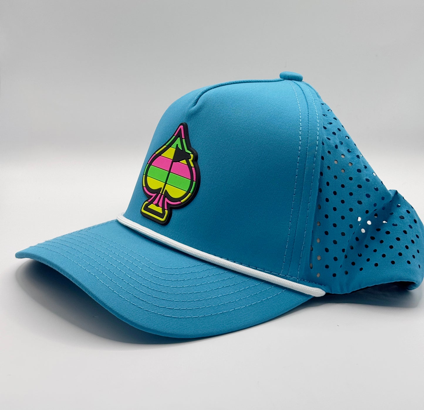 PINS & ACES – PERFORATED ROPE HAT